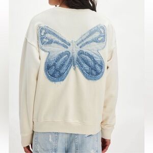 NWOT Tricia Fixx Ombré Butterfly crewneck